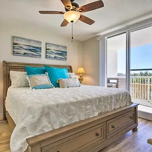 Snowbirds Retreat Walkable With View! Apartment